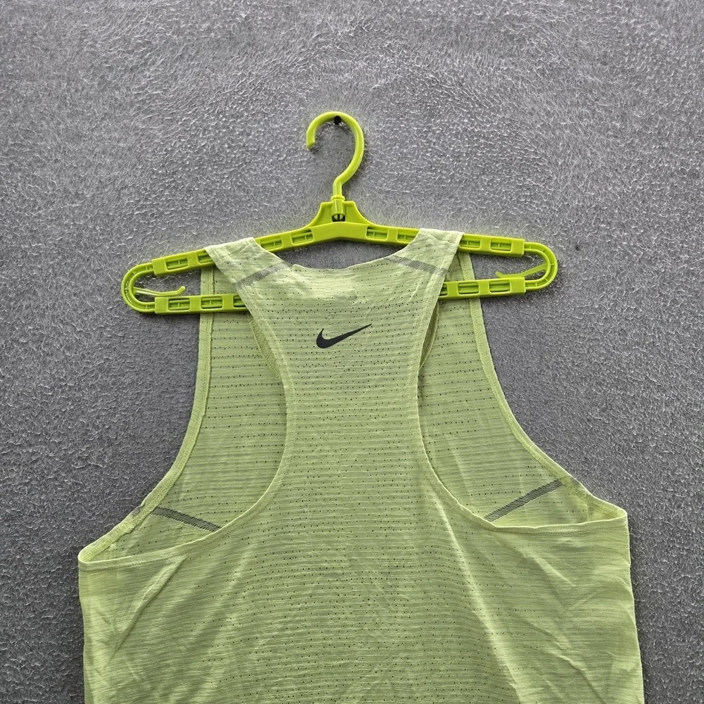 Nike Women Tank‎ Top L Neon Yellow Activewear DRI-FIT ADV Scoop Neck Pullover